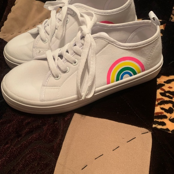 Women’s Shoes Size 7 - Picture 1 of 3